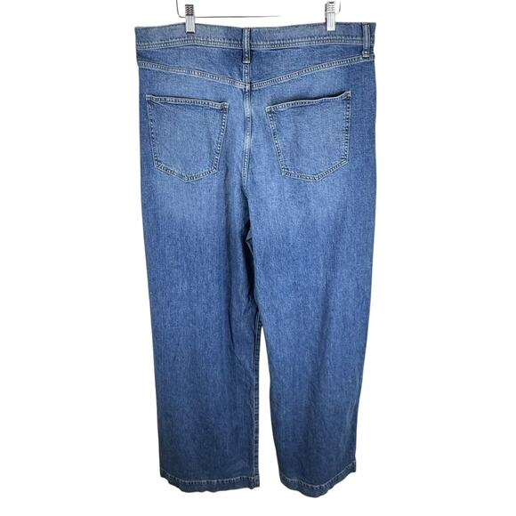 GAP Blue Flare & Wide Leg Jeans - Picture 2 of 5